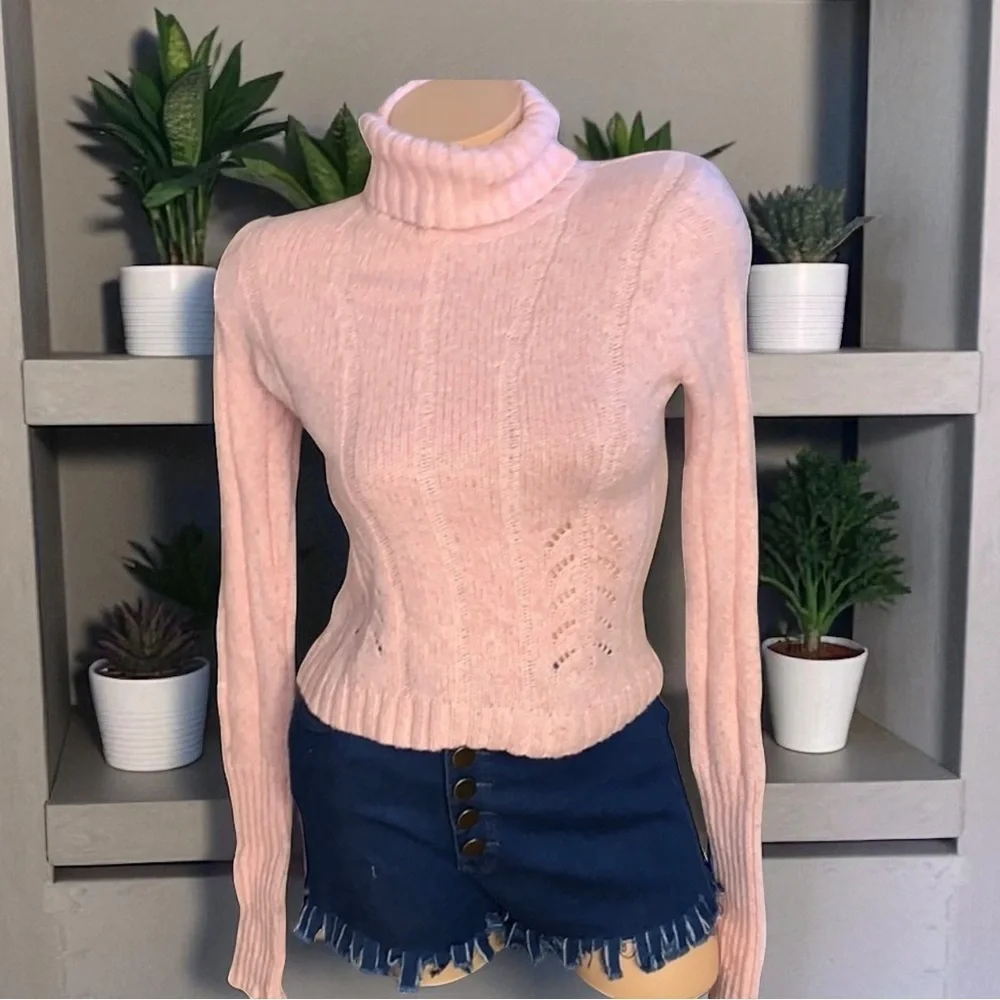 Vintage Express angora wool turtleneck minimalist feminine sweater pink small
